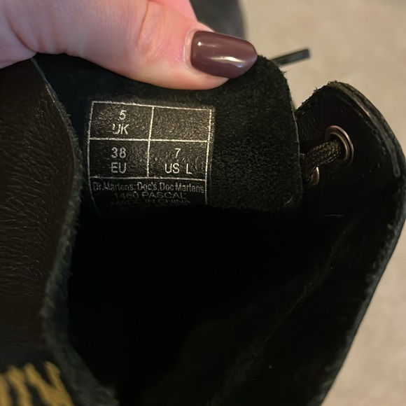 Dr Martens Boots - Picture 6 of 9